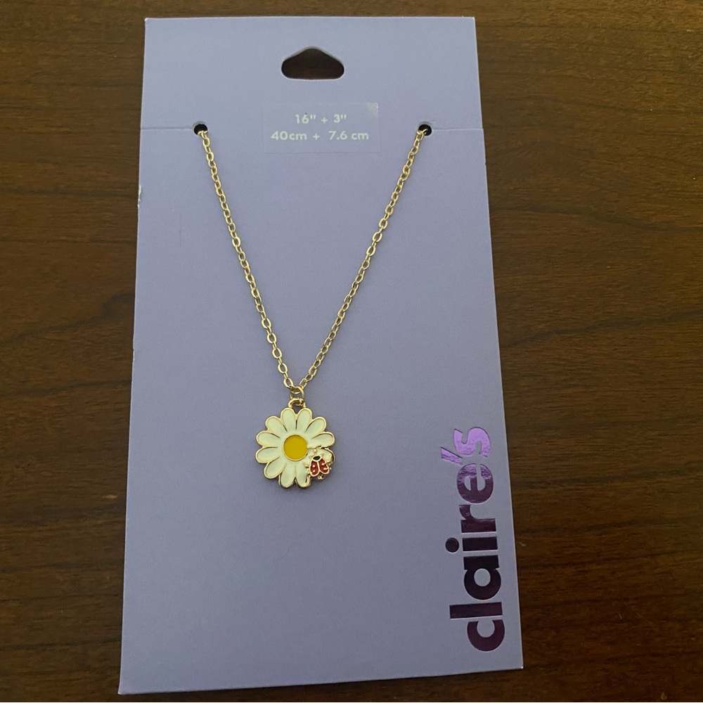 Daisy Necklace